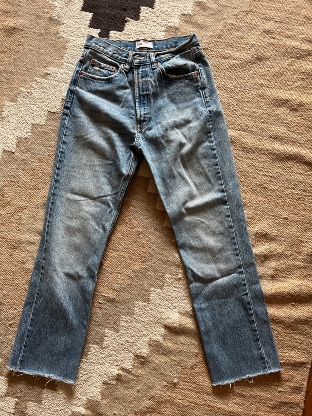 Zara hi waist medium wash